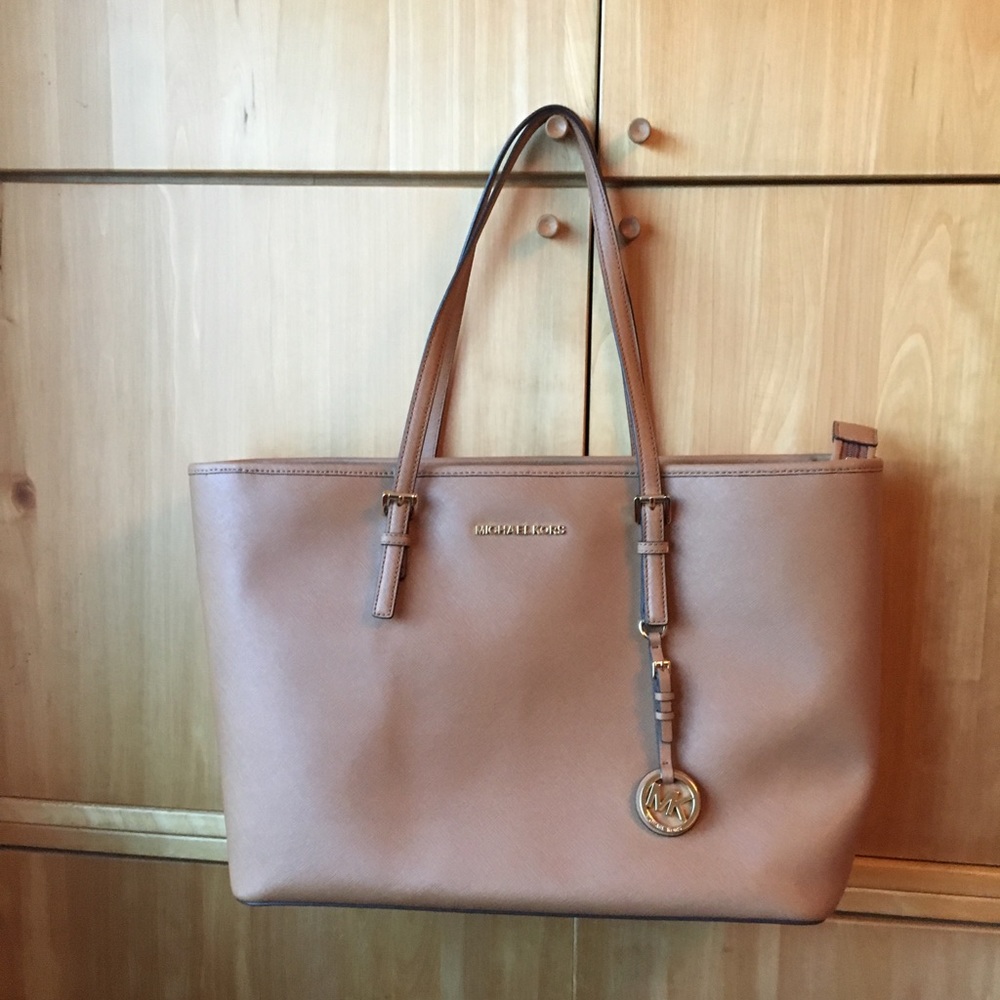 Michael Kors tan jet set tote NWT